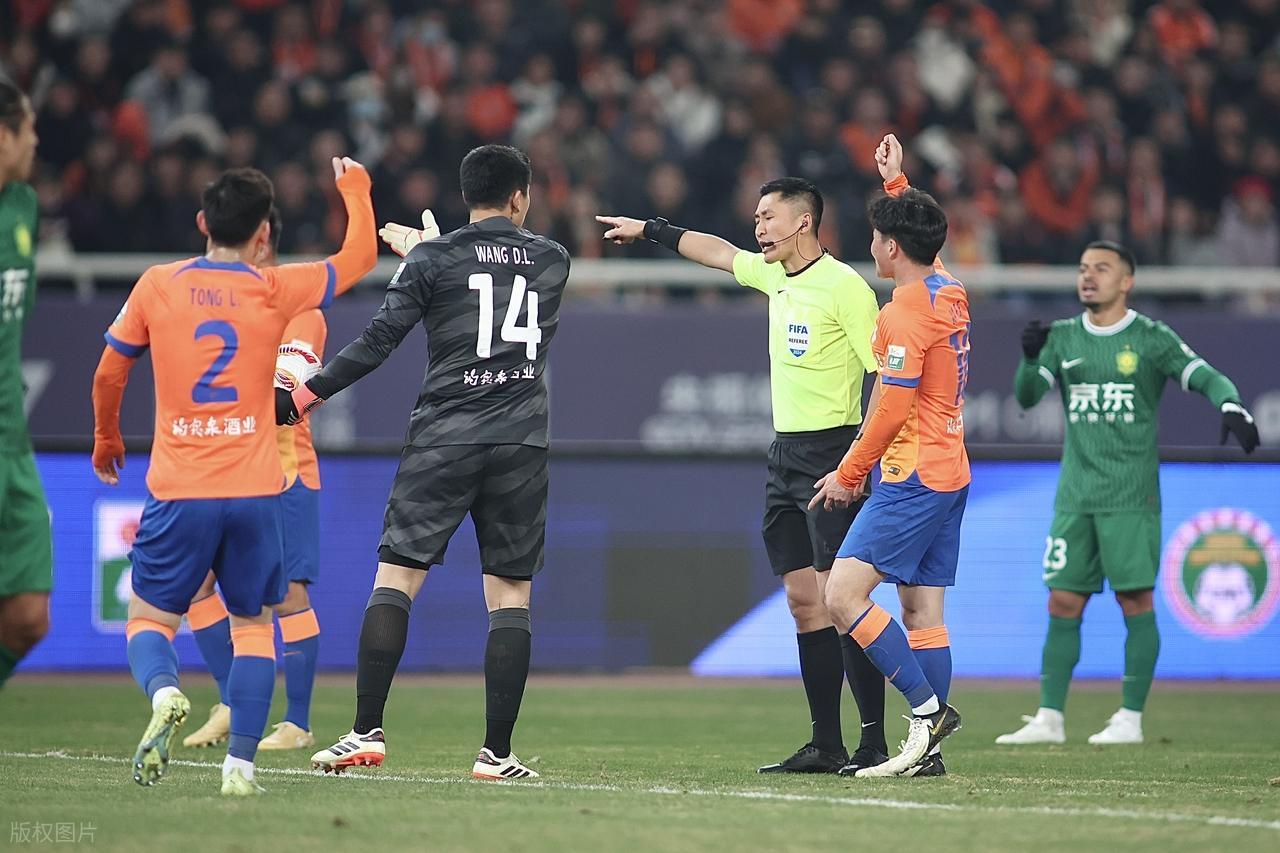 GA黄金甲官方网站-重磅！京鲁大战裁判谜团破解：马宁并非人选，想要公平只能靠他？